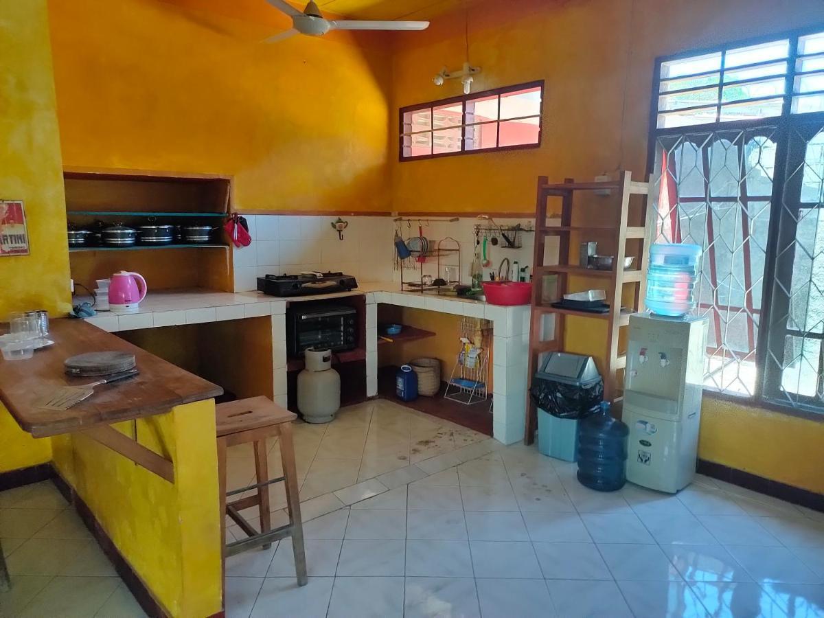 Casa Minha Backpackers Hostel Dili Exterior photo